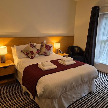 The Hedges Hotel Stranocum ภายนอก รูปภาพ