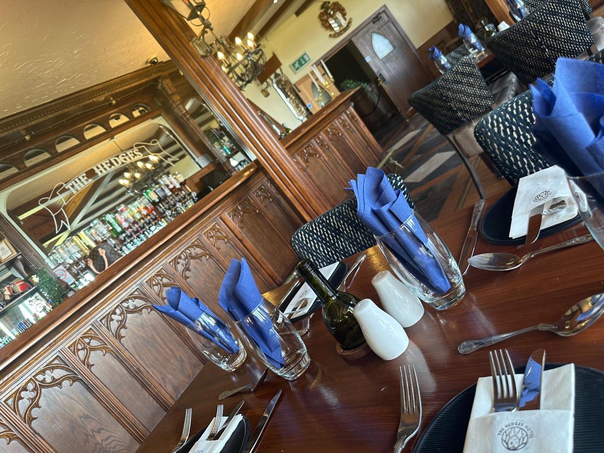 The Hedges Hotel Stranocum ภายนอก รูปภาพ
