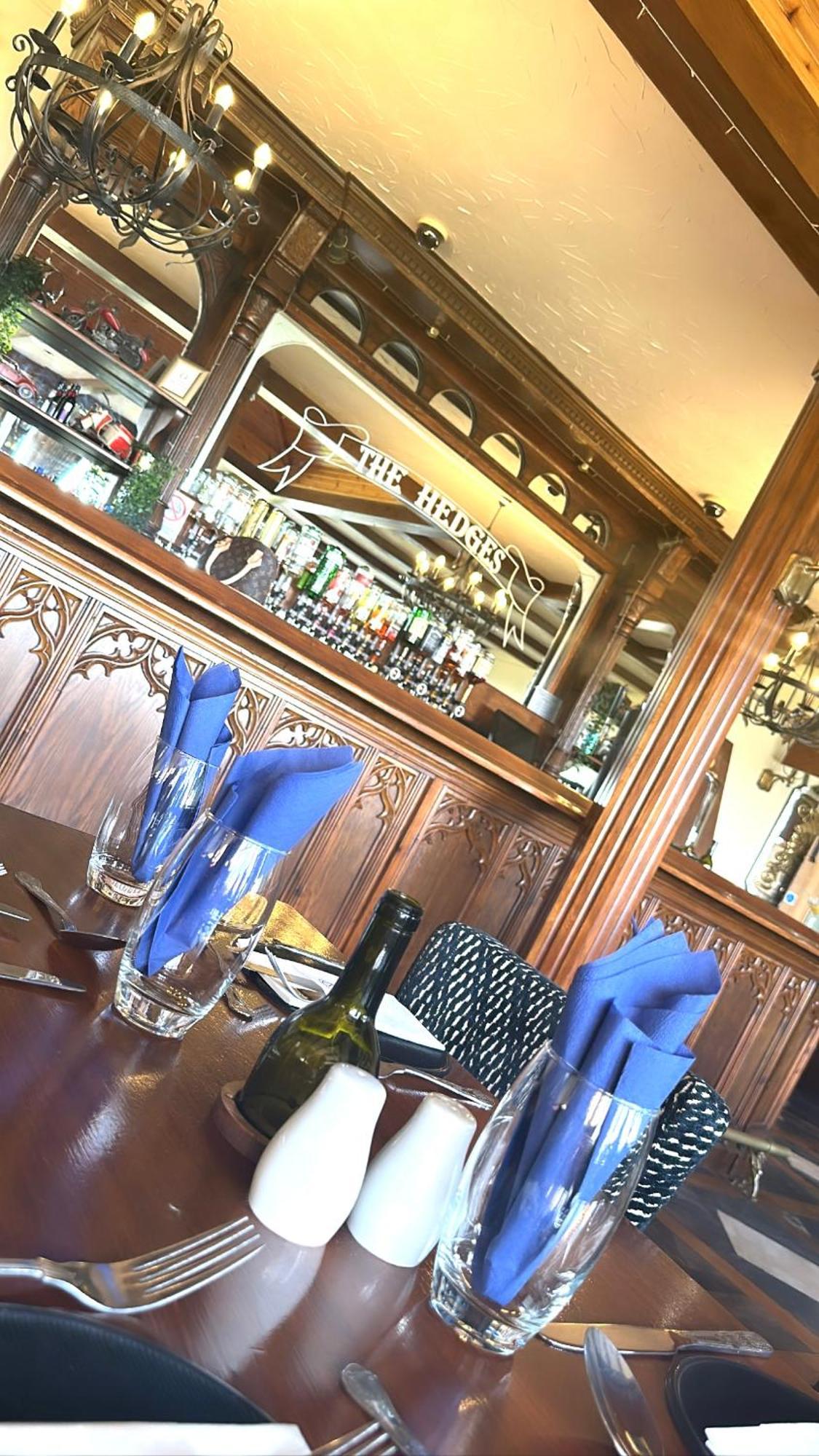 The Hedges Hotel Stranocum ภายนอก รูปภาพ